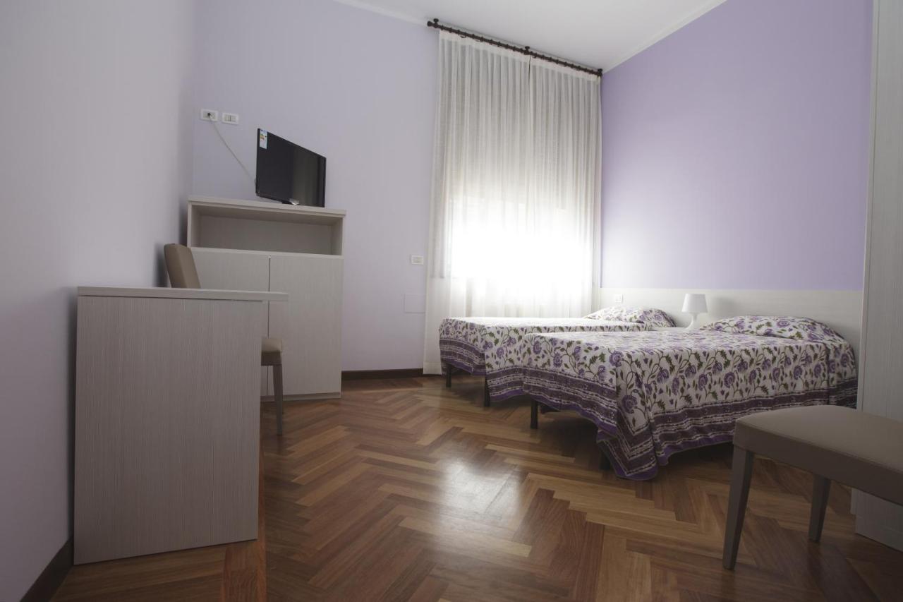 Italy Inn Cenova Oda fotoğraf
