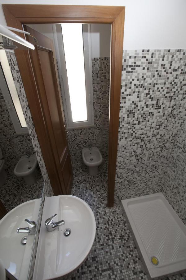 Italy Inn Cenova Dış mekan fotoğraf